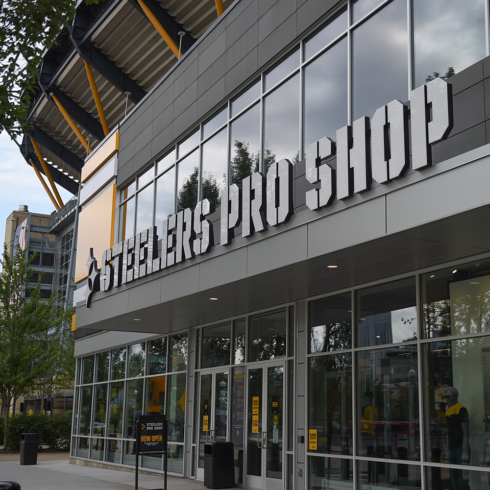 Steelers_Pro_Shop_Storefront_1000x1000