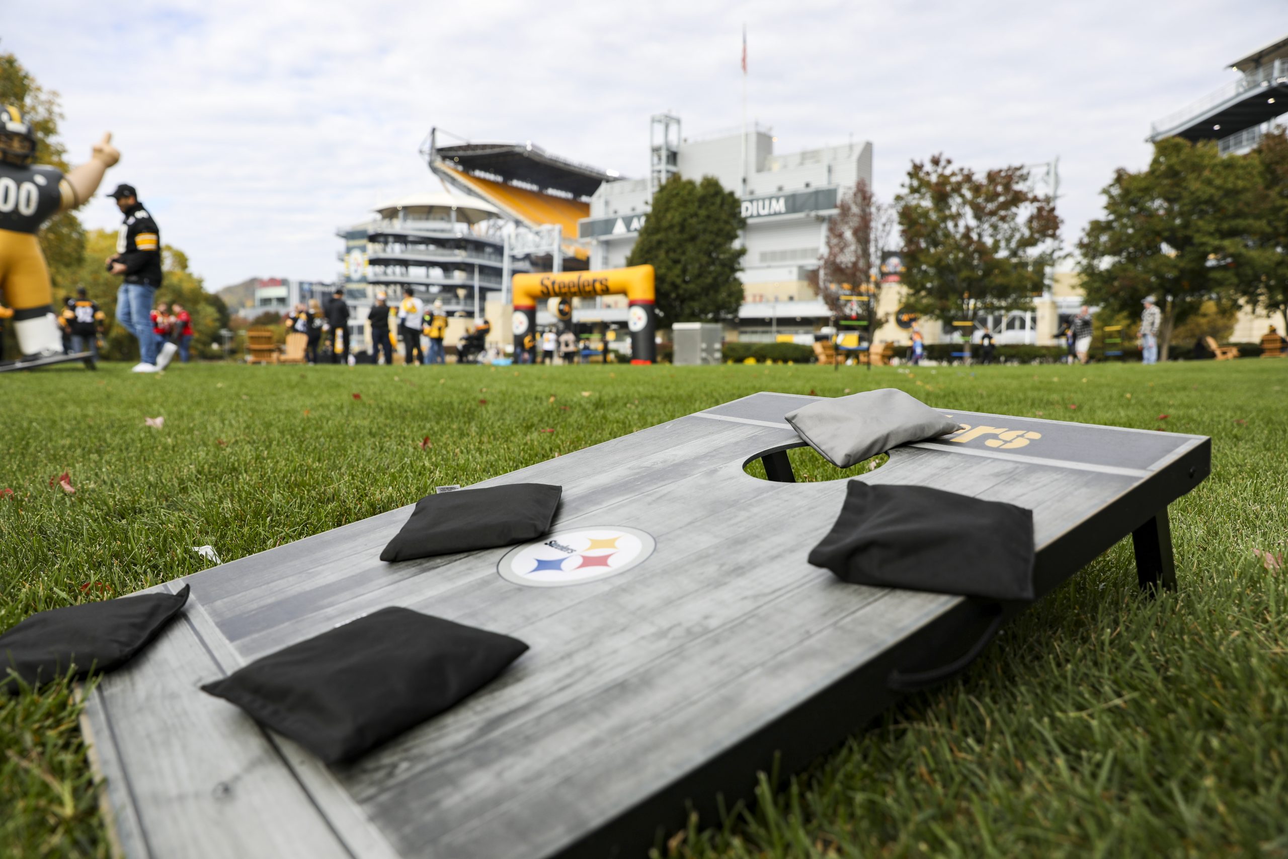 Pittsburgh Steelers marking photos during a regular season game between the Pittsburgh Steelers and the Tampa Bay Buccaneers, Sunday, Oct. 16, 2022 in Pittsburgh, PA. The Steelers defeated the Buccaneers 20-18. (Mariah Wild / Pittsburgh Steelers)